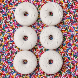 Doughnut Party Favours – Large Figurines (1 per pack)